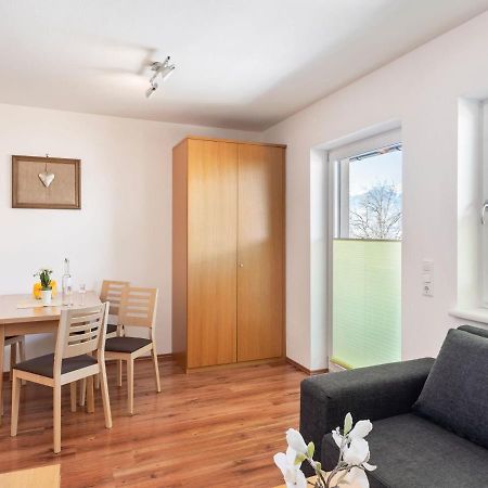 Elegant Apartment In Saalfelden With Balcony Екстериор снимка